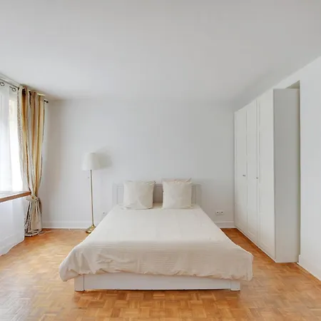 Apartment Maison De La Radio - Seine